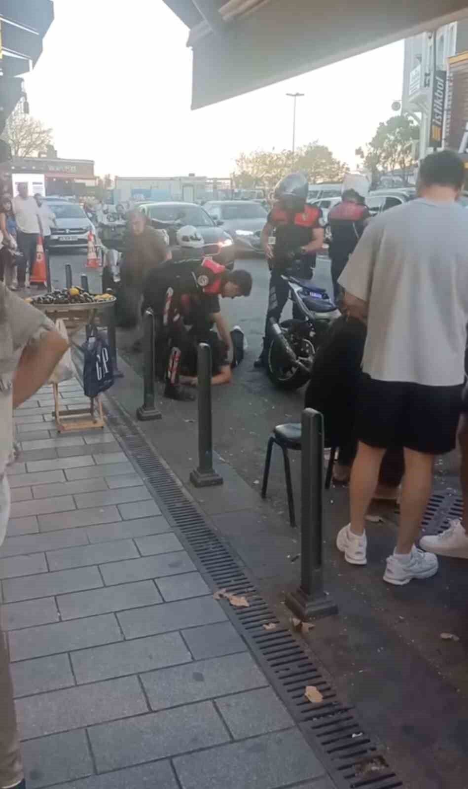 Sarıyer'de polisin 'dur' ihtarına uymayan motosiklet sürücüsü yakalandı