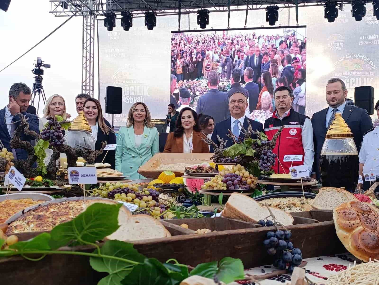 Türkan Şoray, Tekirdağ'ın lezzetleriyle buluştu