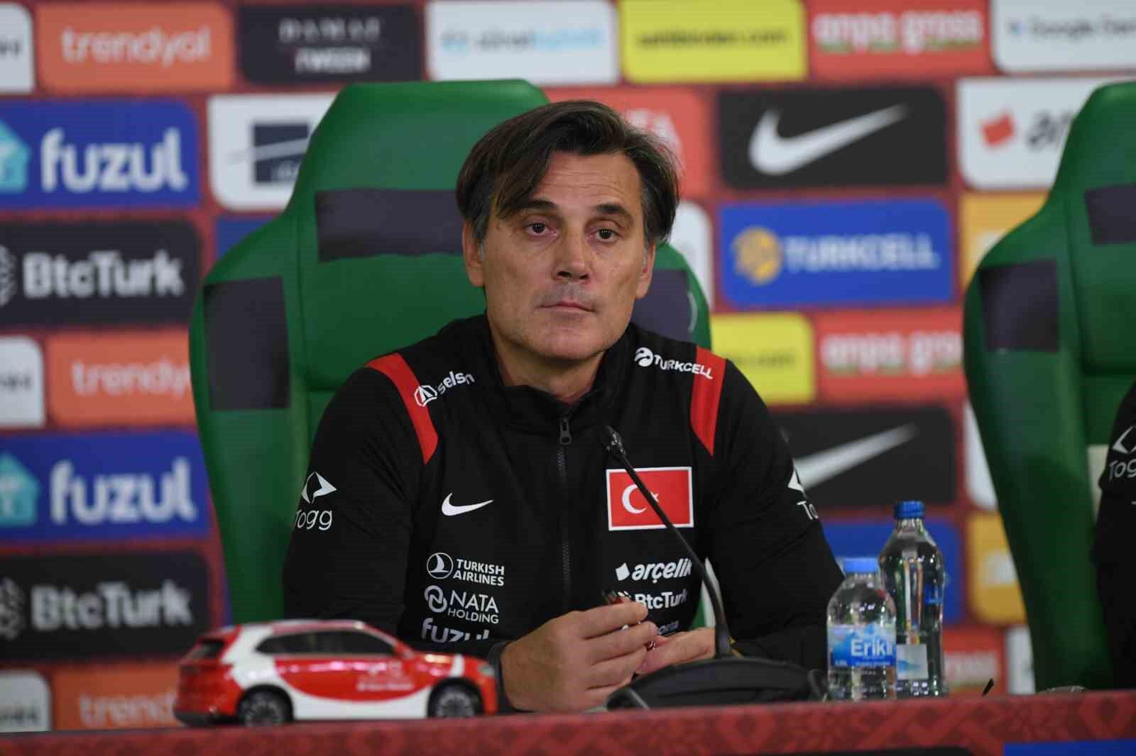 Vincenzo Montella'dan istifa açıklaması: 'Hayır, yaptığım çalışmalara inanıyorum'