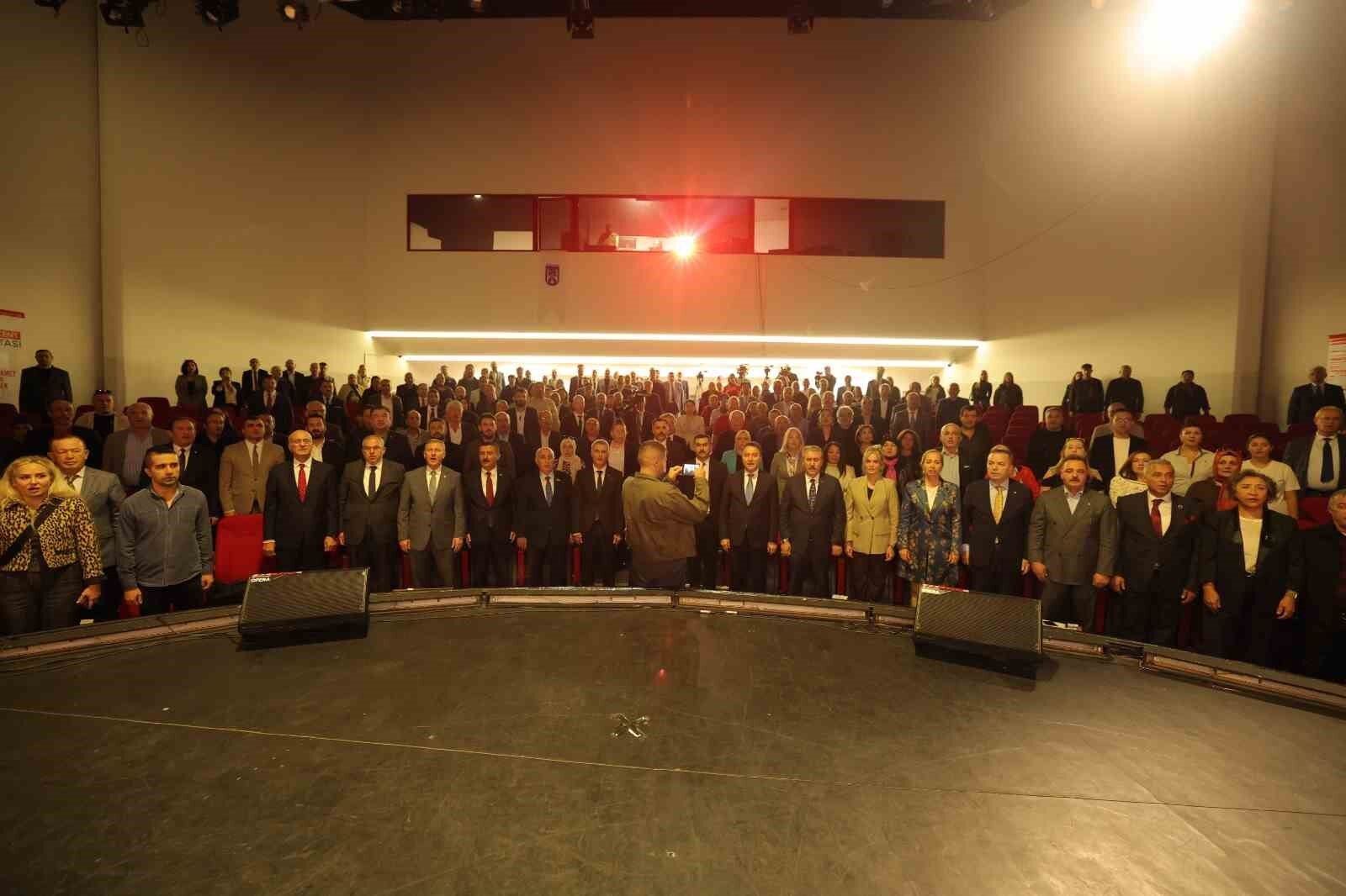 BBP Genel Başkanı Destici, 'Ödülü dürüst olana, temiz olana, vurgun yapmayana, fonda milleti soymayana ver'