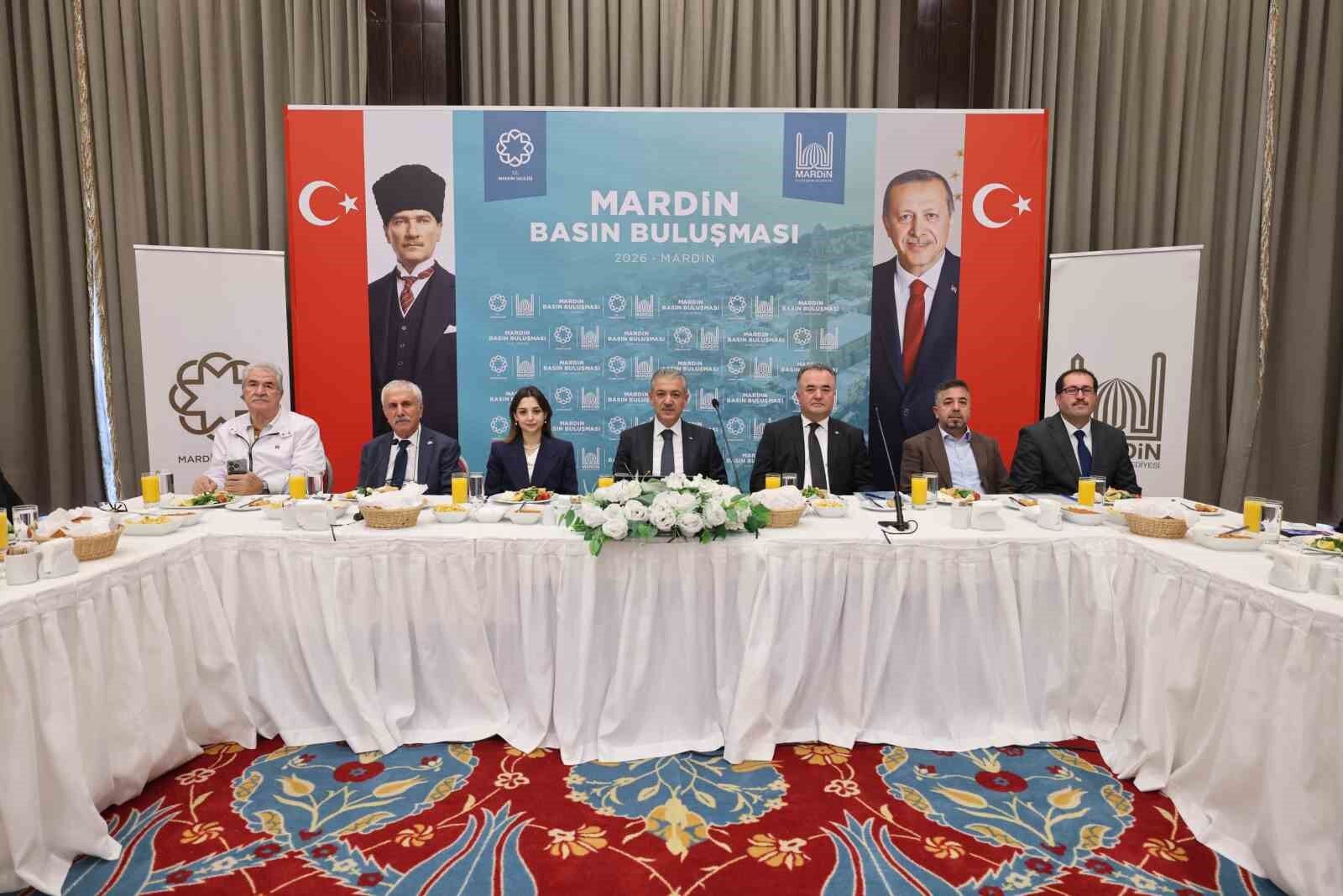 Mardin Valisi ve Büyükşehir Belediye Başkan Vekili Akkoyun, 'Terörsüz Türkiye sürecinin bu topraklarda barışın ve kardeşliğin kalıcı hale gelmesi açısından tarihi bir fırsat olduğuna yürekten inanıyoruz'