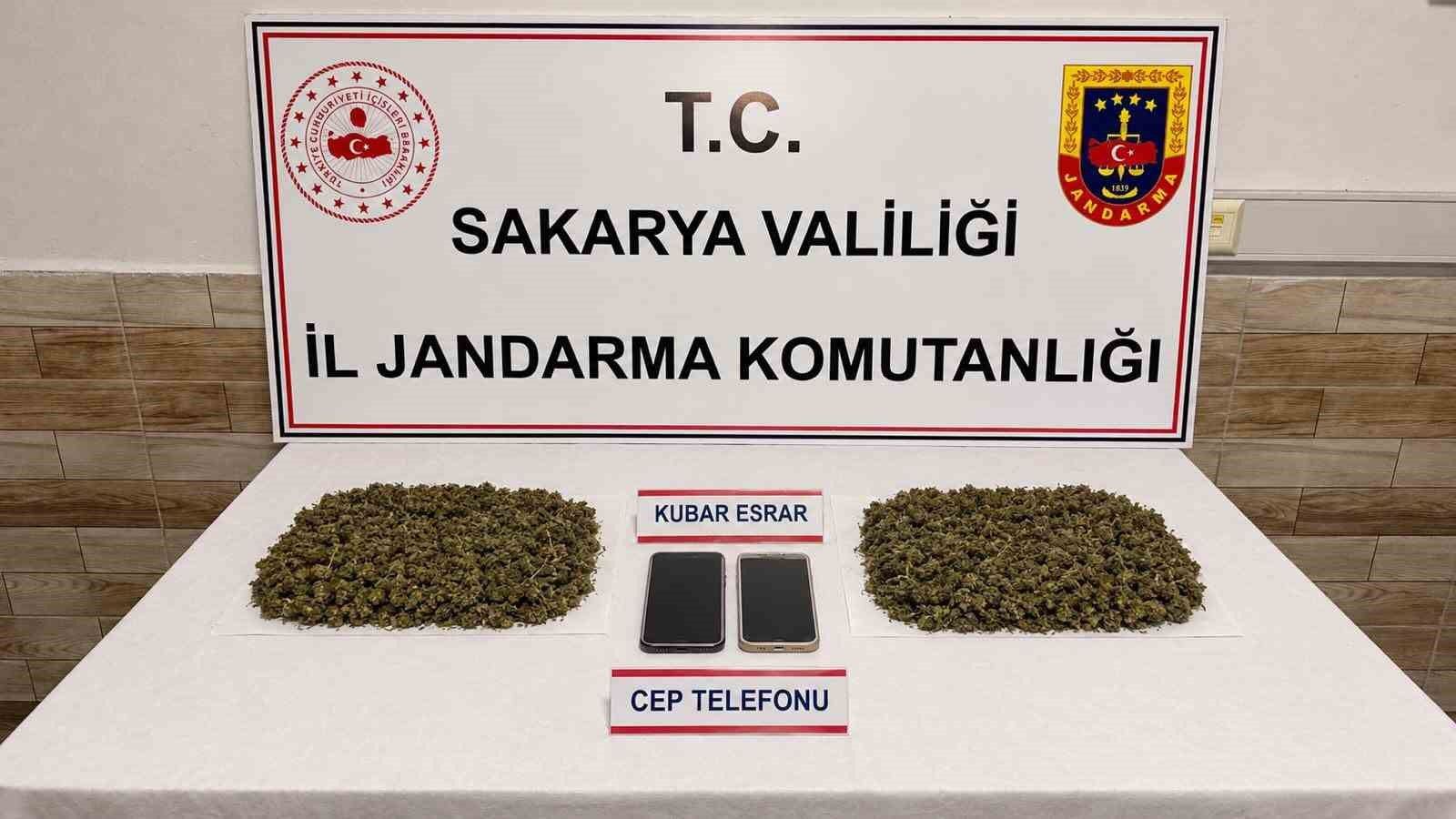 Sakarya'da jandarmadan torbacılara operasyon: 3 tutuklama
