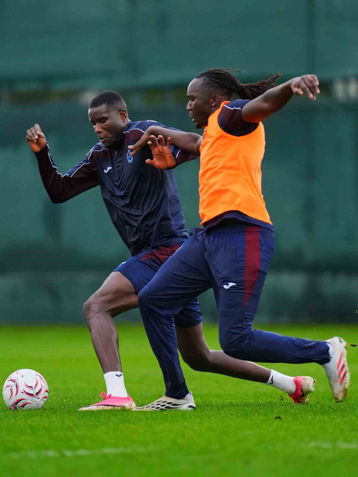Trabzonspor'da Samsunspor mesaisi sürüyor